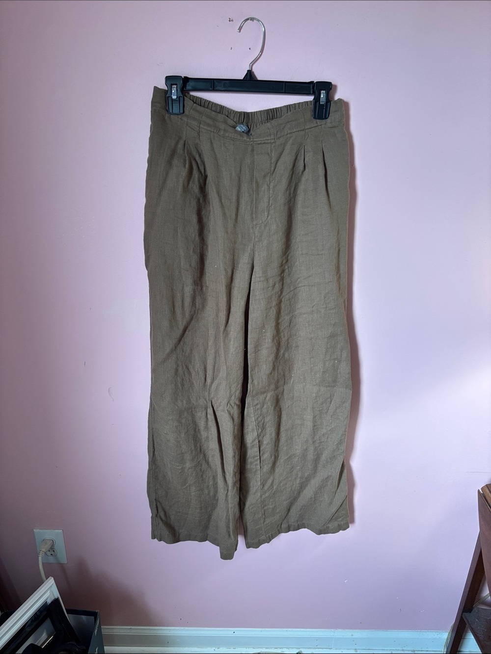 Wide-Leg Linen Blend Pants in Olive